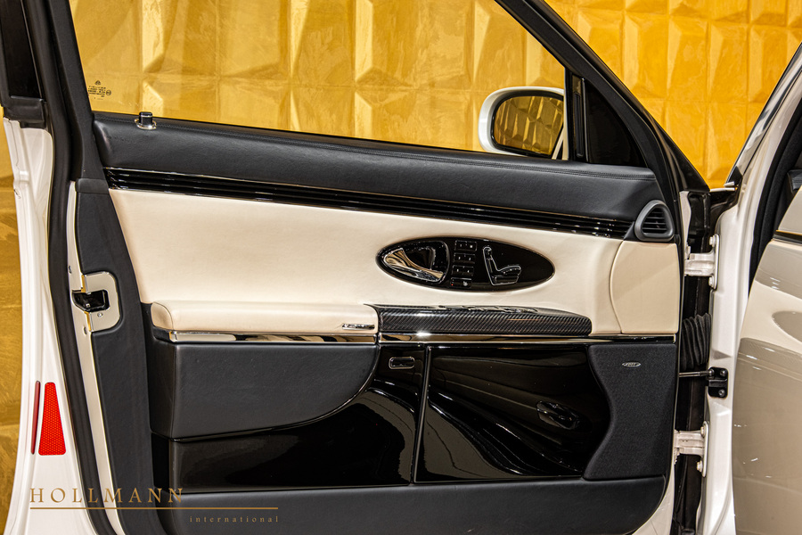 Vehicle view 13