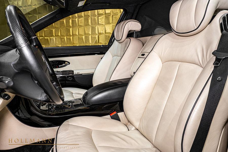 Vehicle view 14