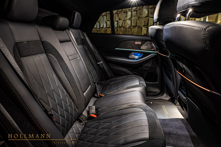 Vehicle view 19