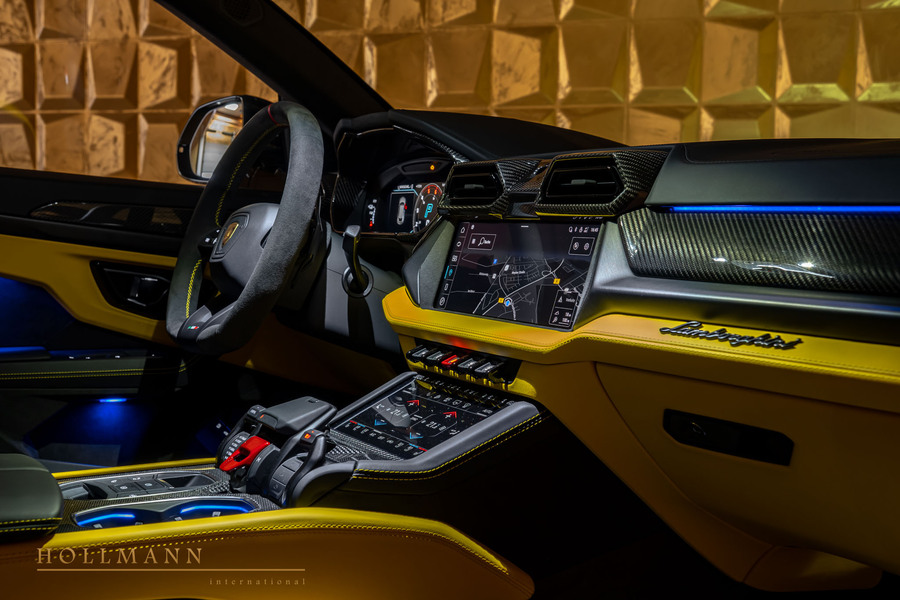 Vehicle view 16
