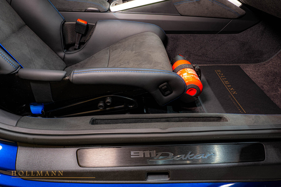 Vehicle view 17