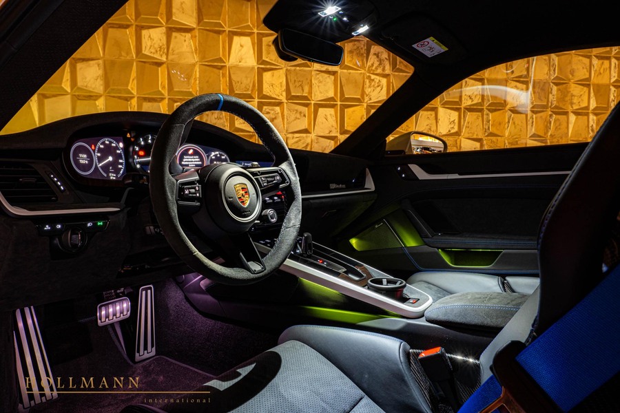 Vehicle view 9