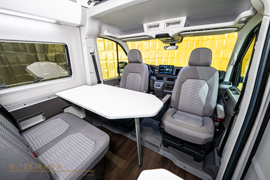 Vehicle view 17