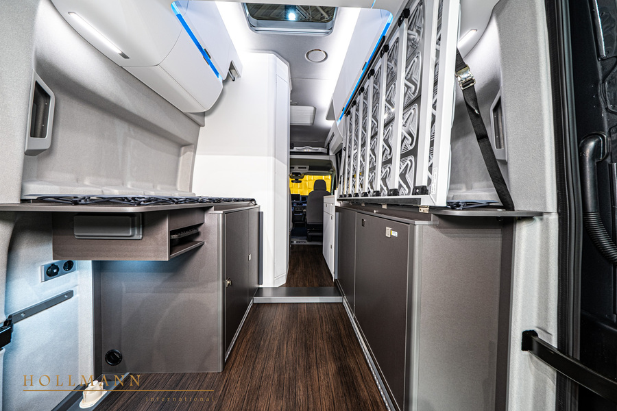 Vehicle view 21
