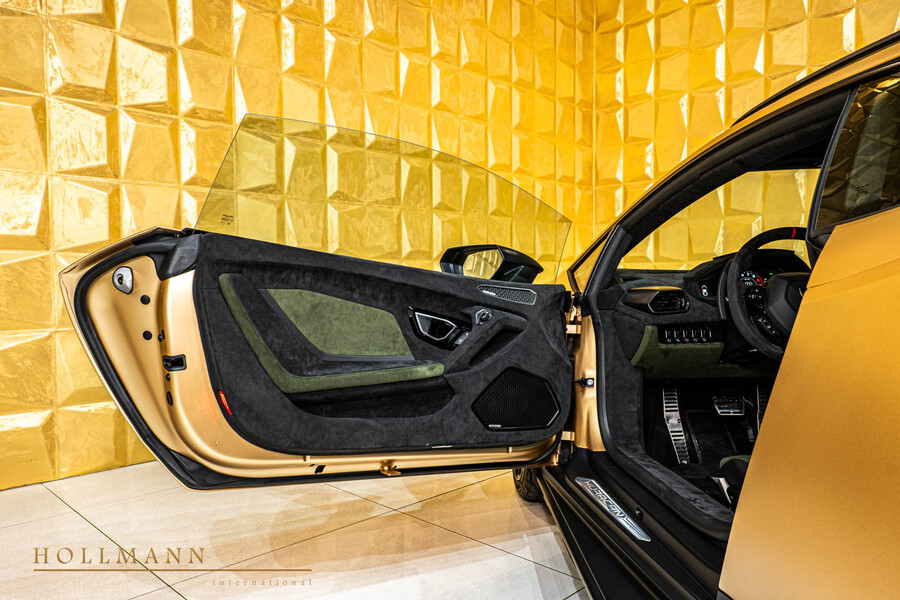 Vehicle view 15