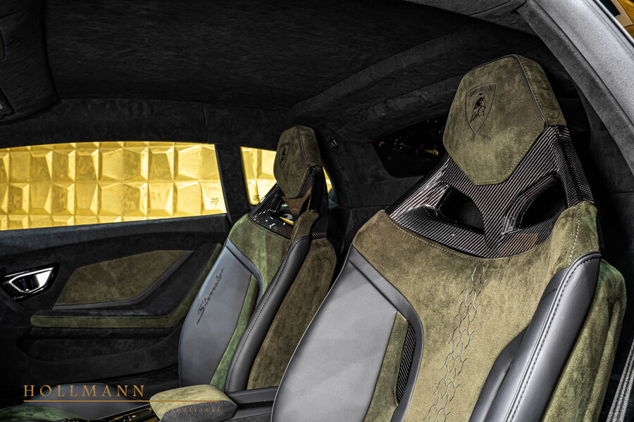 Vehicle view 18