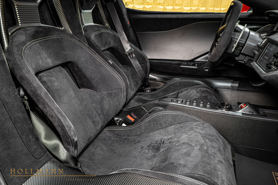 Vehicle view 18