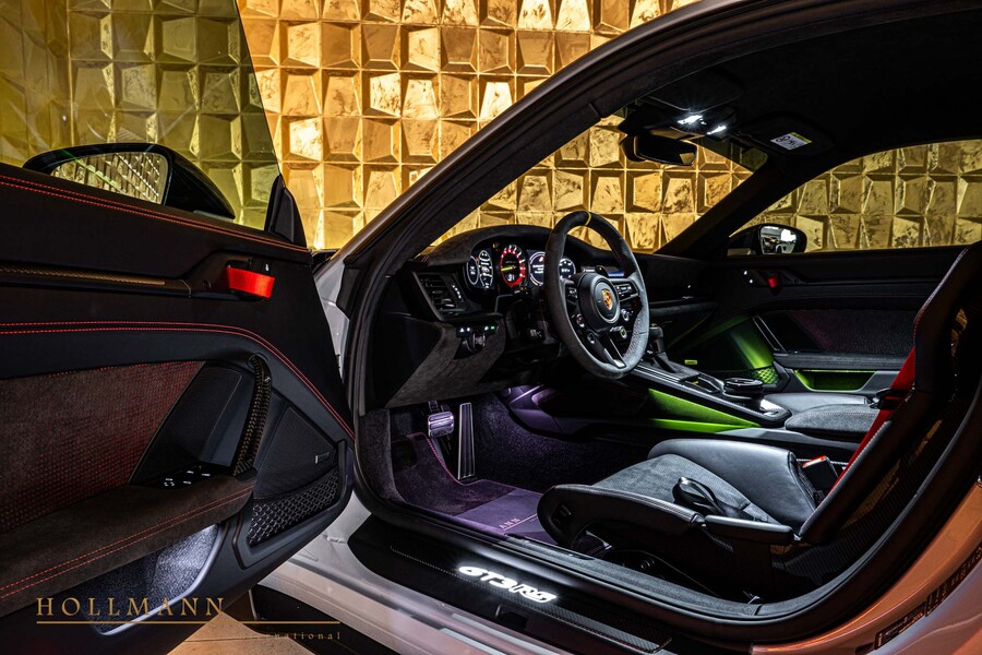 Vehicle view 9