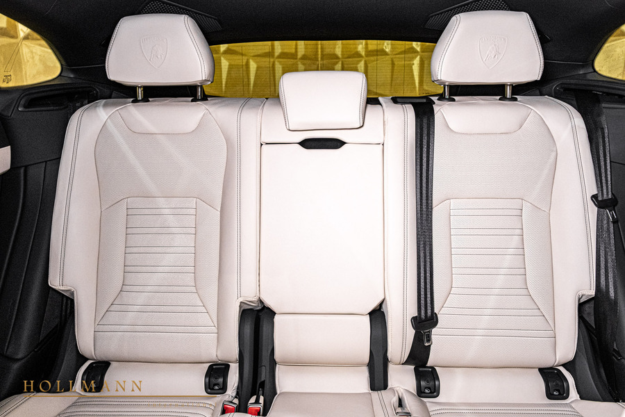 Vehicle view 25