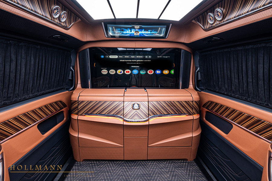 Vehicle view 13