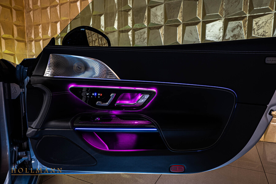 Vehicle view 16