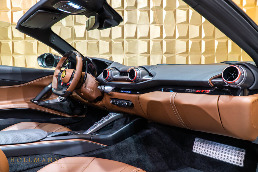Vehicle view 10