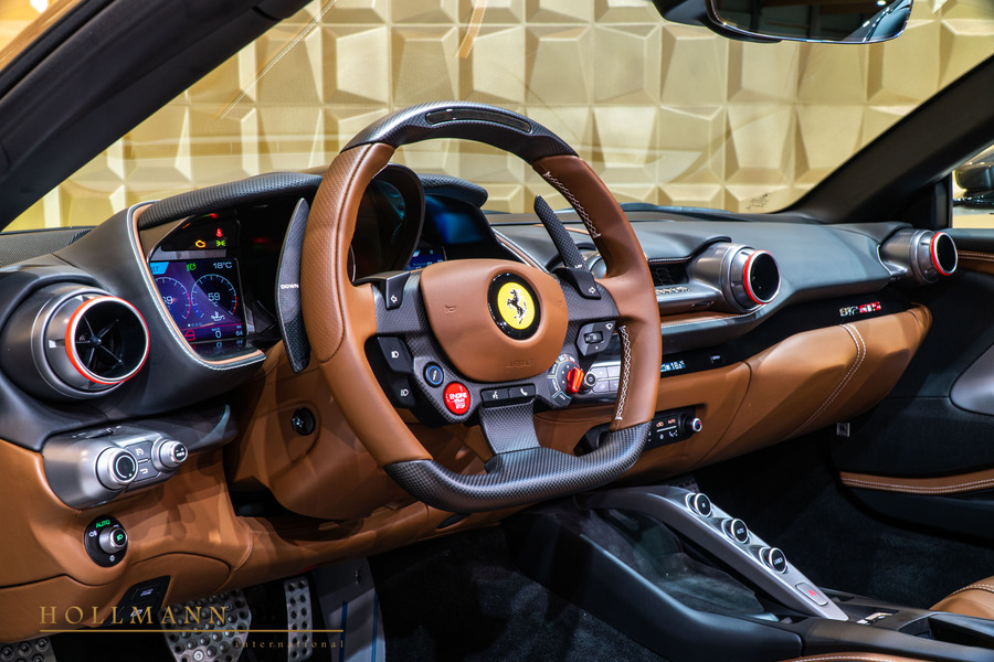 Vehicle view 8