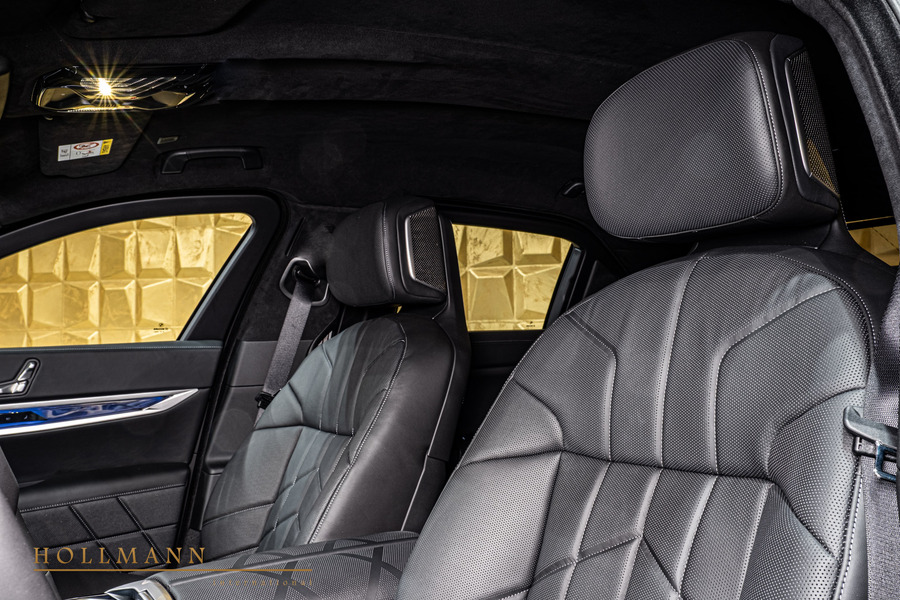 Vehicle view 10