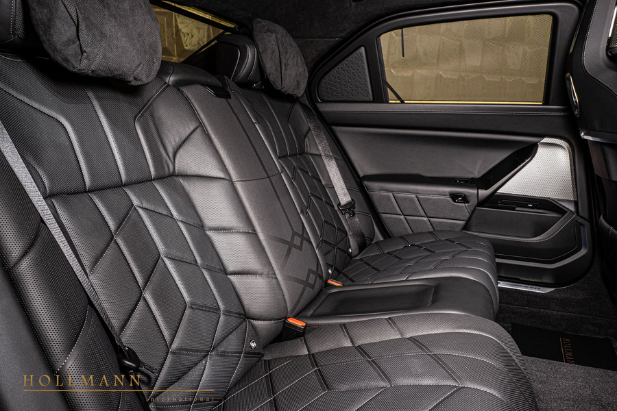 Vehicle view 13