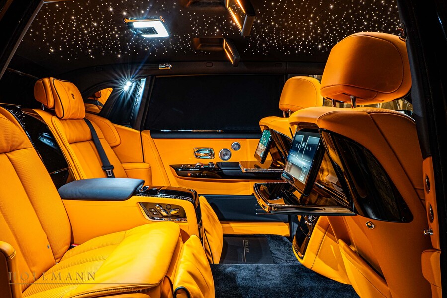 Vehicle view 16