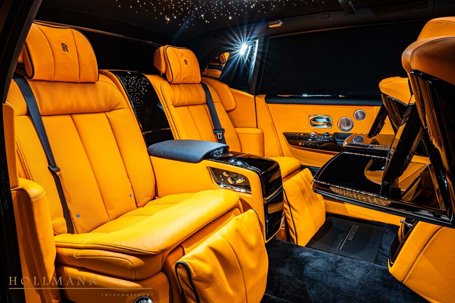 Vehicle view 18
