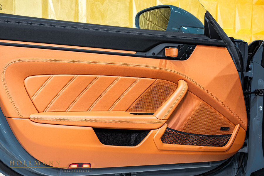 Vehicle view 10