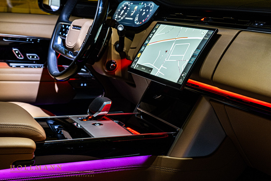Vehicle view 18