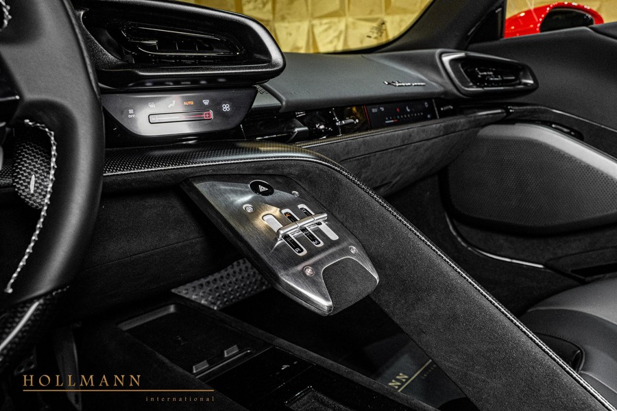 Vehicle view 17