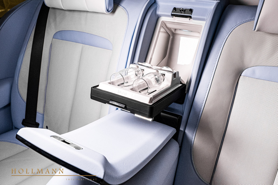 Vehicle view 29
