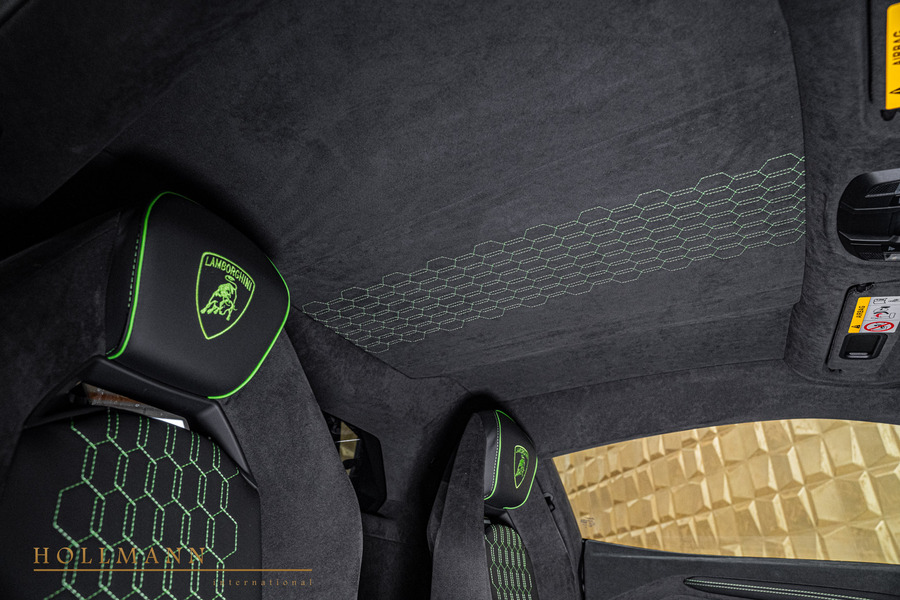 Vehicle view 25