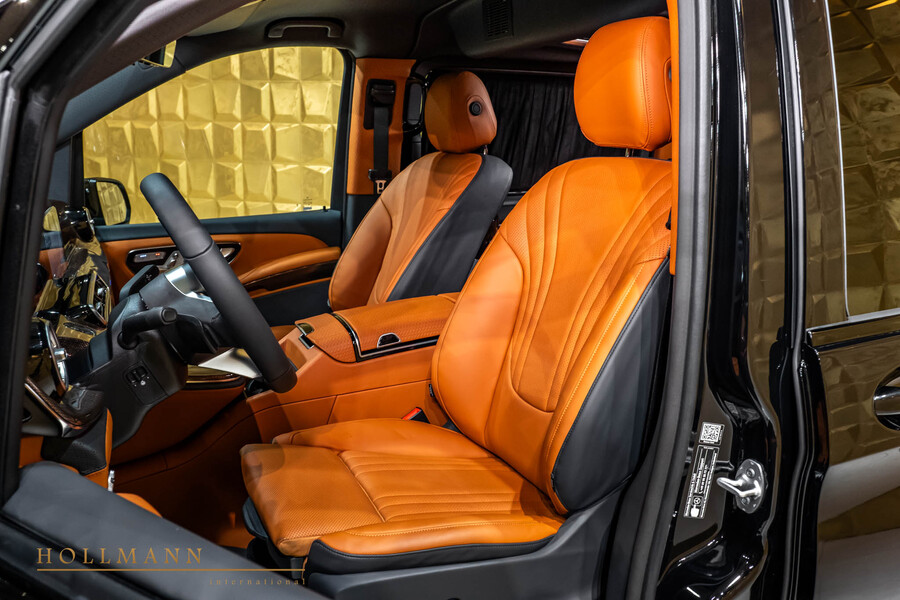 Vehicle view 17