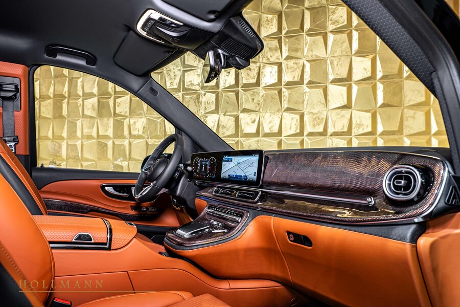 Vehicle view 18