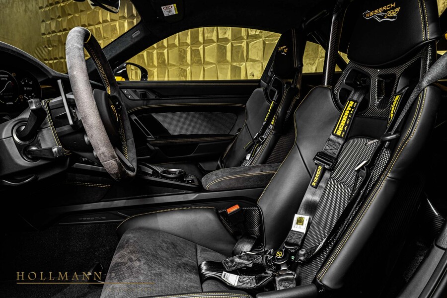 Vehicle view 16