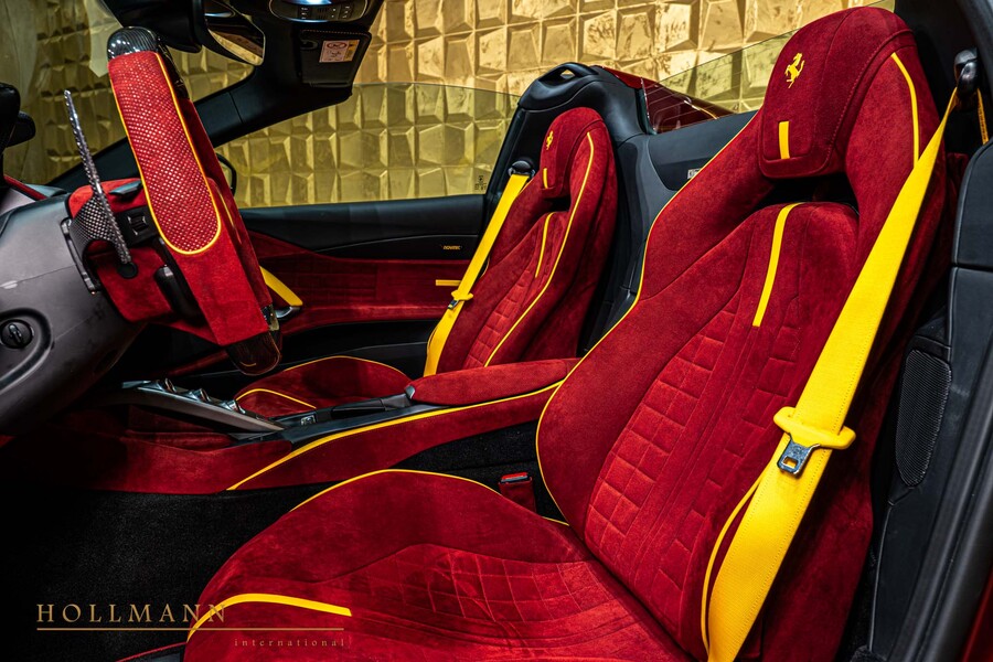 Vehicle view 18