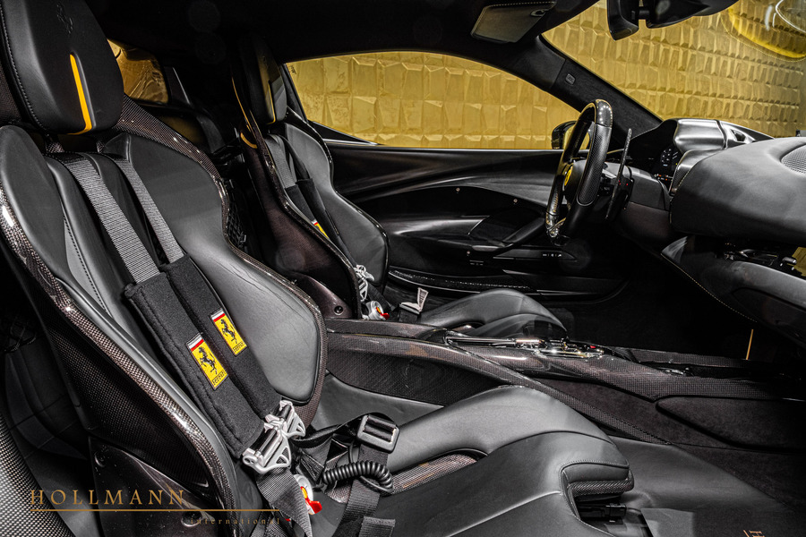 Vehicle view 25