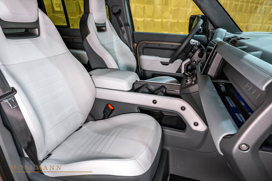 Vehicle view 18