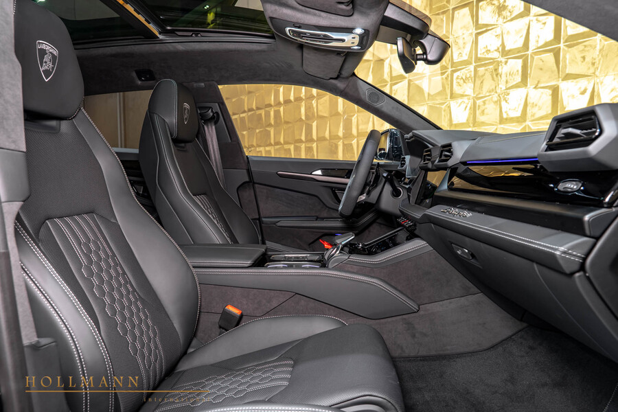 Vehicle view 24