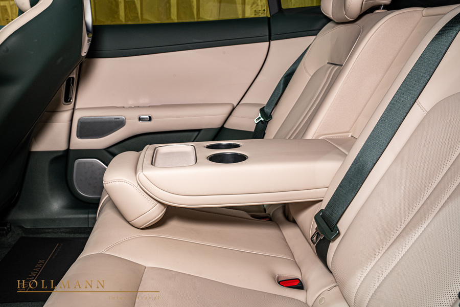 Vehicle view 32