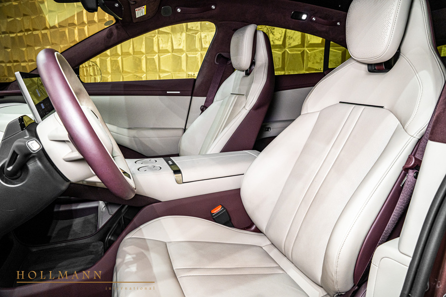 Vehicle view 16