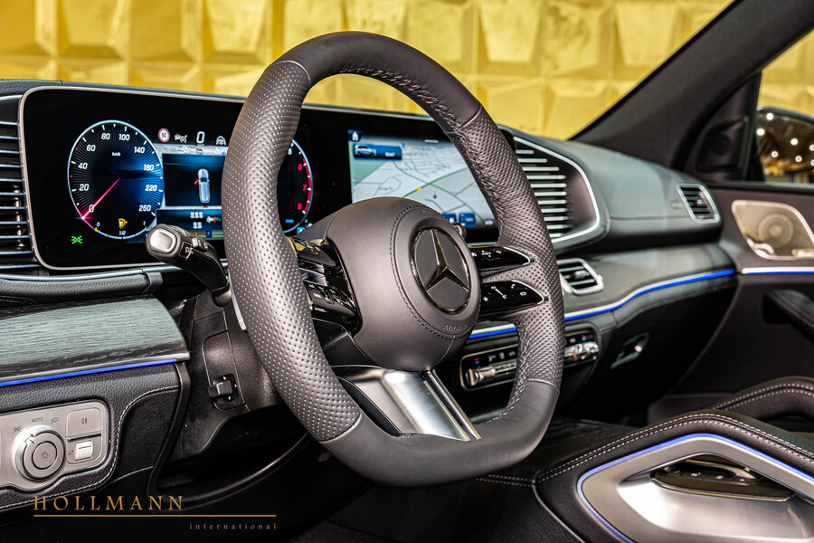 Vehicle view 9