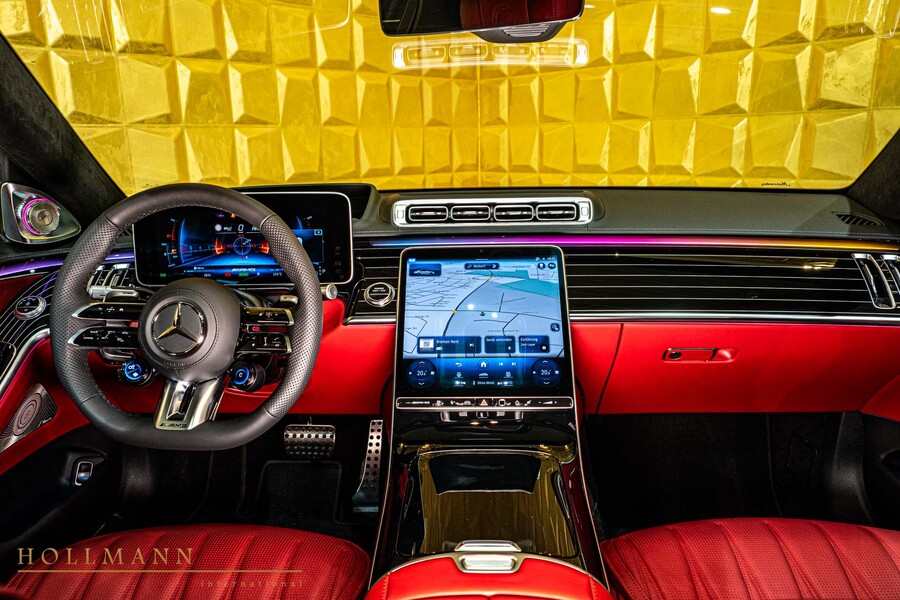 Vehicle view 16