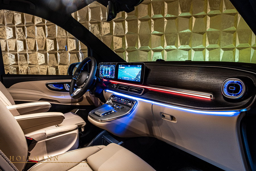 Vehicle view 14