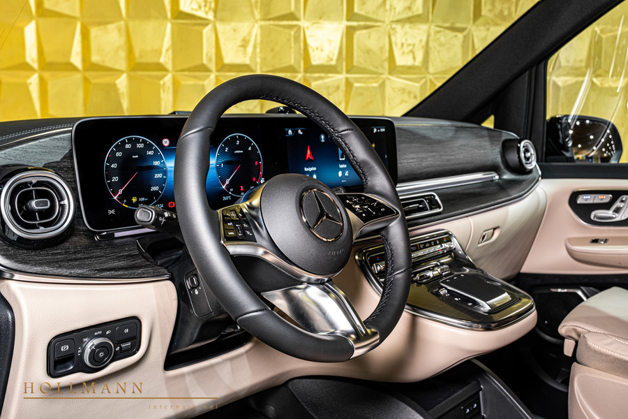 Vehicle view 18