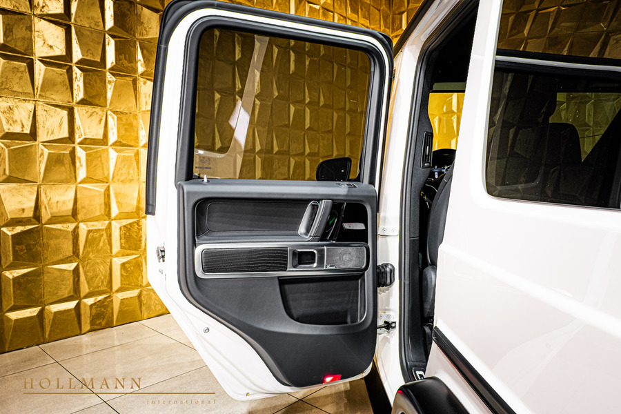 Vehicle view 12