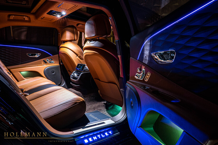 Vehicle view 14