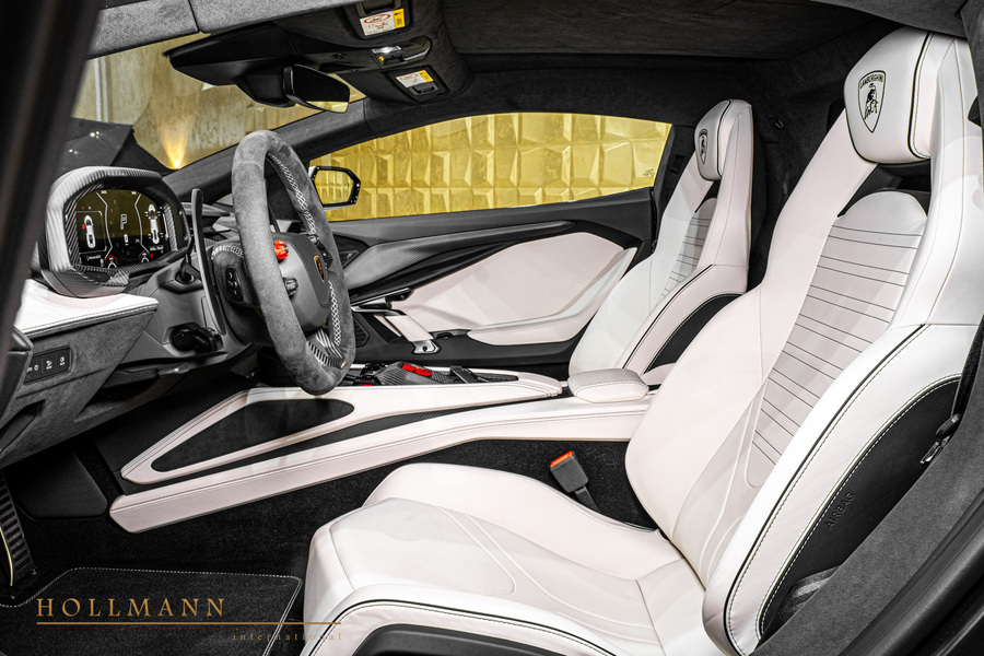 Vehicle view 14