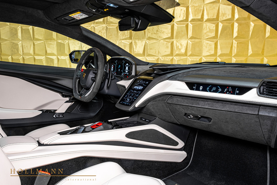 Vehicle view 16