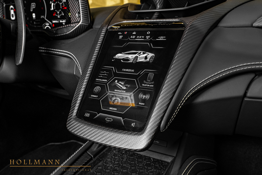 Vehicle view 26