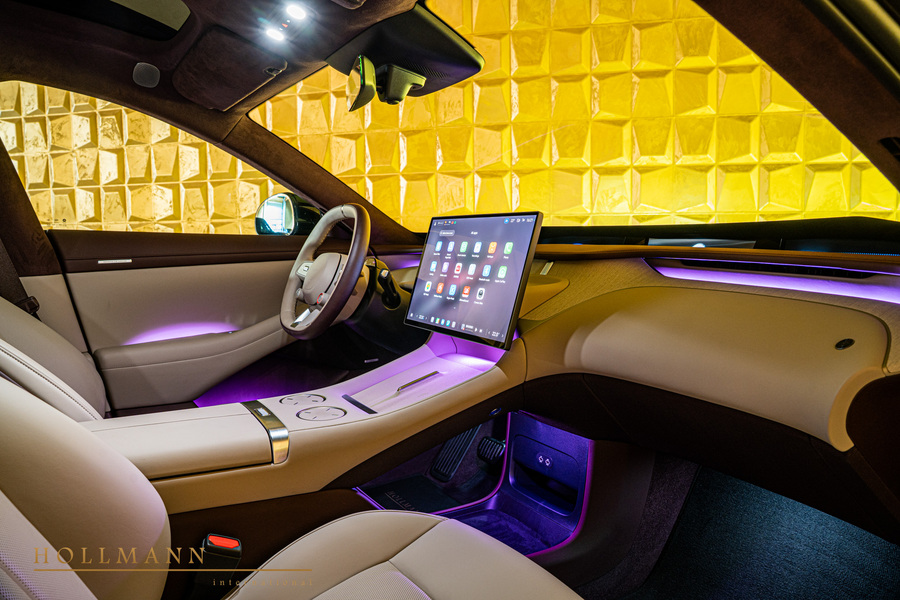 Vehicle view 24