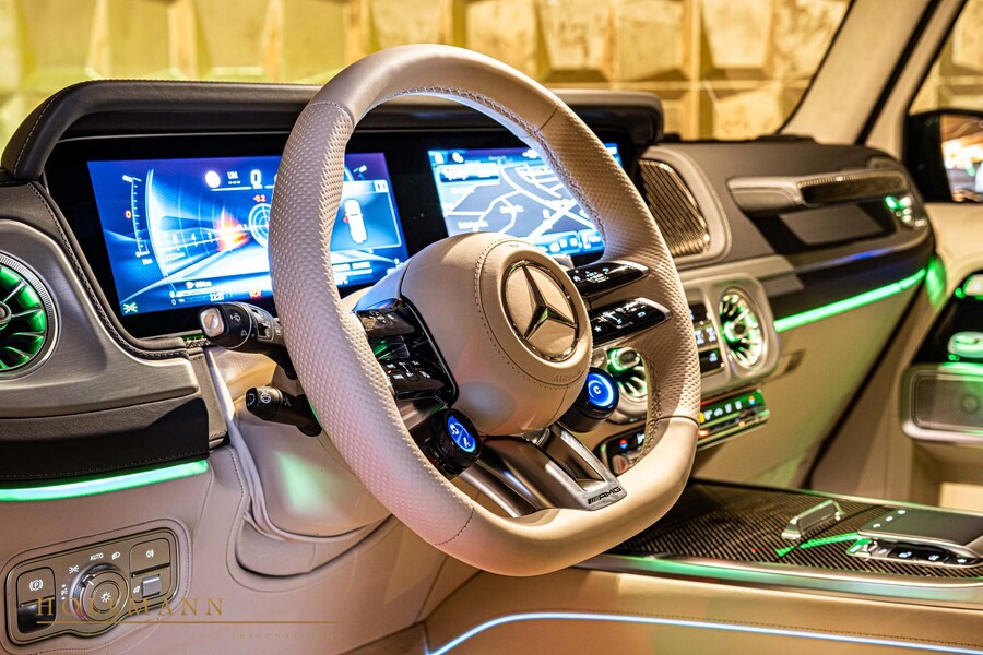 Vehicle view 25