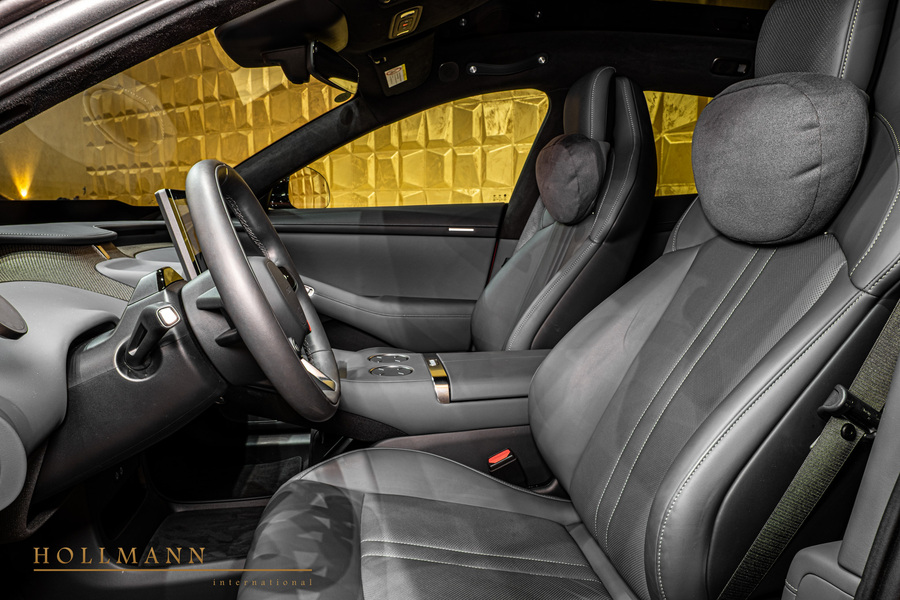 Vehicle view 15