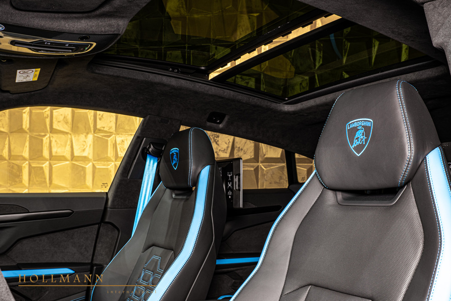 Vehicle view 15