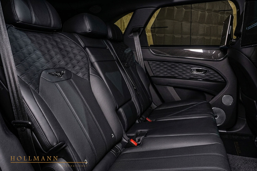 Vehicle view 9