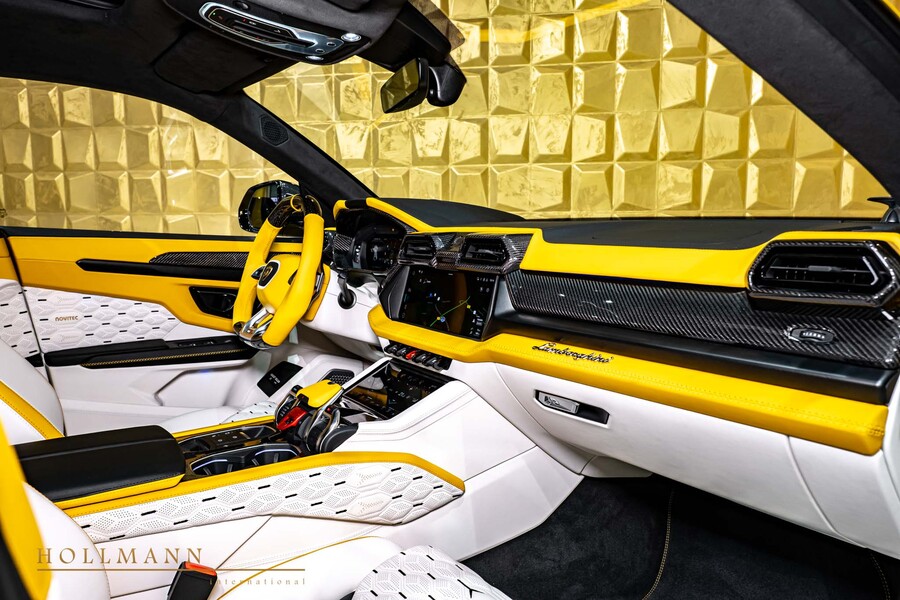 Vehicle view 28